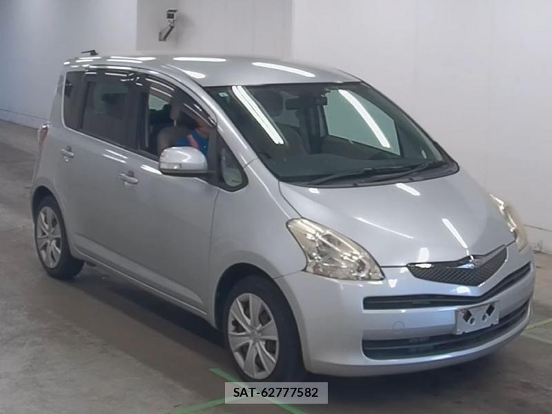 Toyota RACTIS 2009 6937244-0