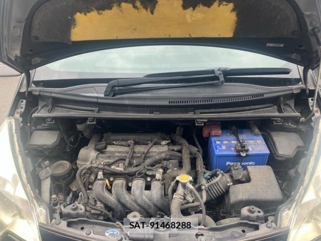 Toyota RACTIS 2011-08 7060371-13