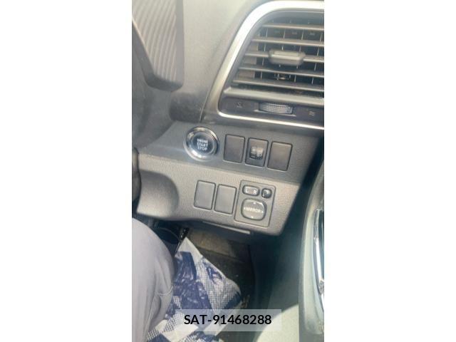 Toyota RACTIS 2011-08 7060371-19