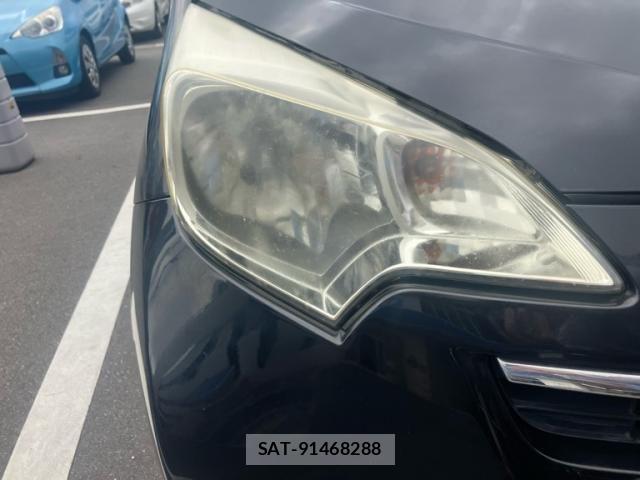 Toyota RACTIS 2011-08 7060371-3