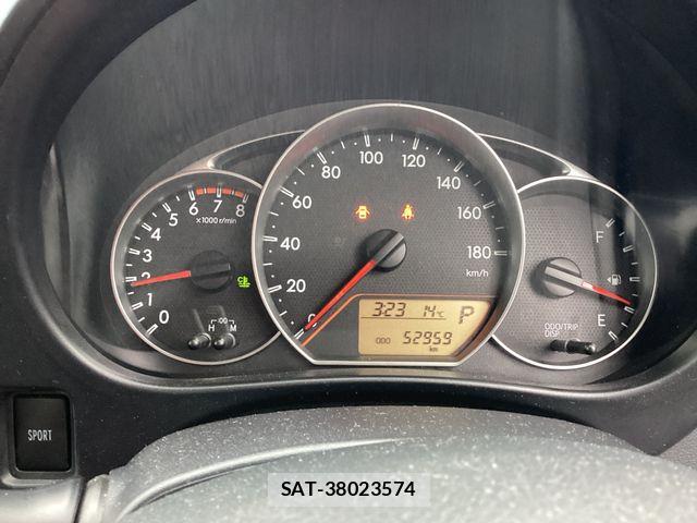 Toyota RACTIS 2011-10 7060370-3