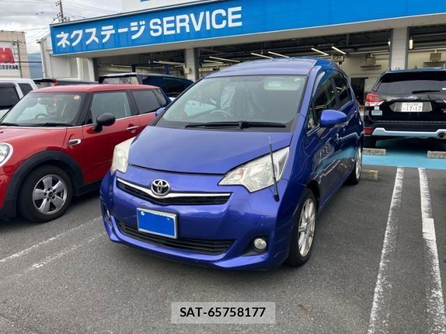 Toyota RACTIS 2011-07 7059471-0