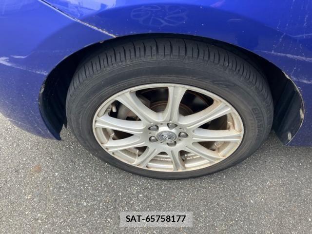 Toyota RACTIS 2011-07 7059471-9