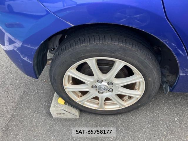 Toyota RACTIS 2011-07 7059471-7