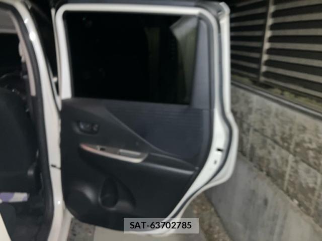 Toyota RACTIS 2008-10 7060368-9