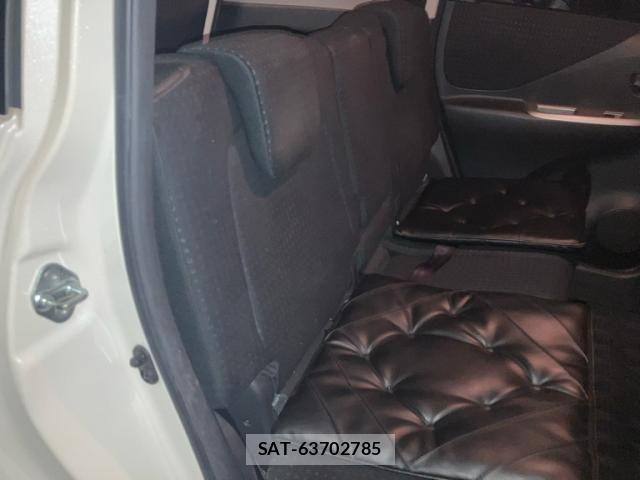 Toyota RACTIS 2008-10 7060368-10