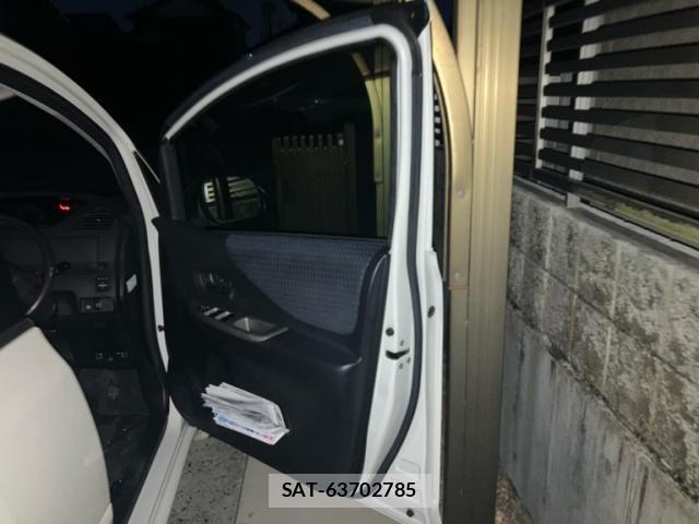 Toyota RACTIS 2008-10 7060368-11