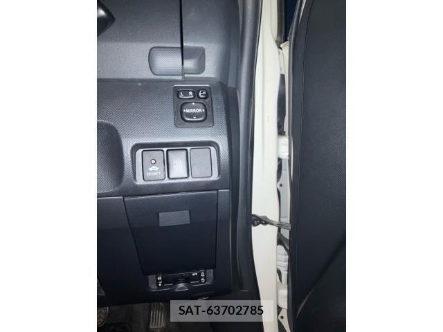 Toyota RACTIS 2008-10 7060368-14