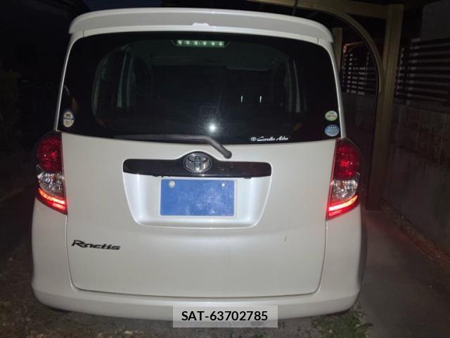 Toyota RACTIS 2008-10 7060368-1