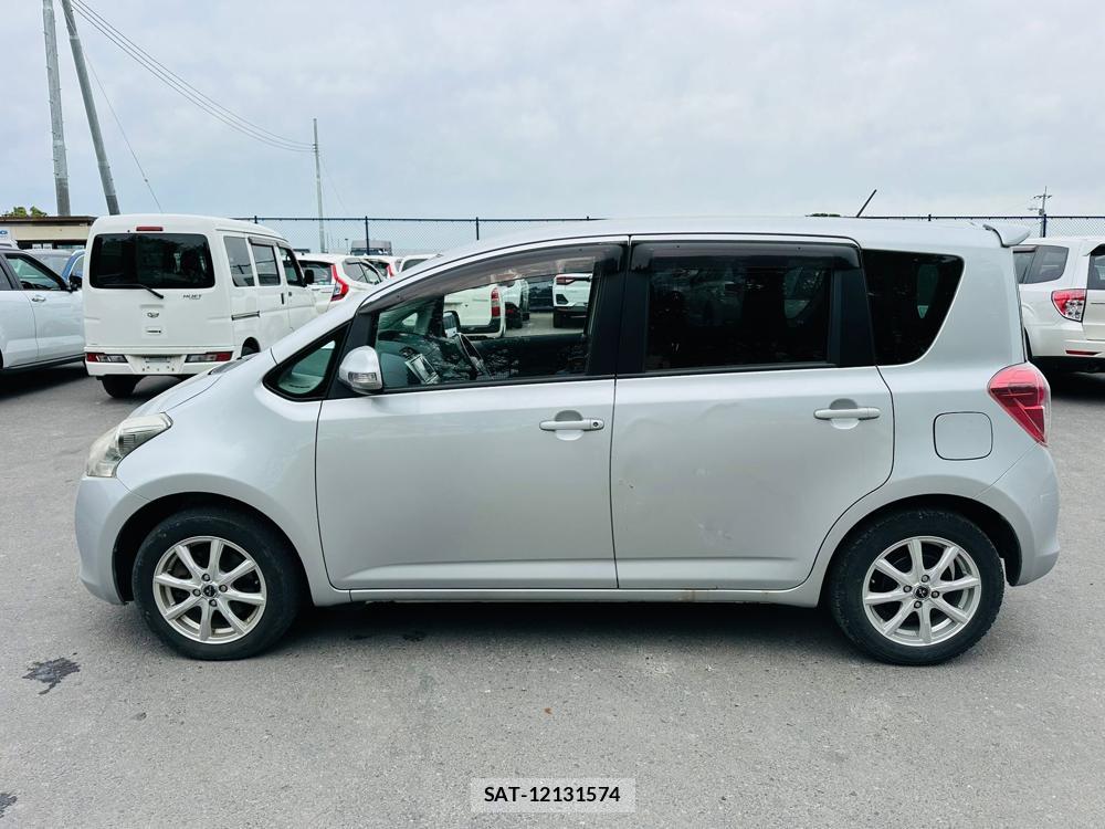 Toyota RACTIS 2009 7116019-1