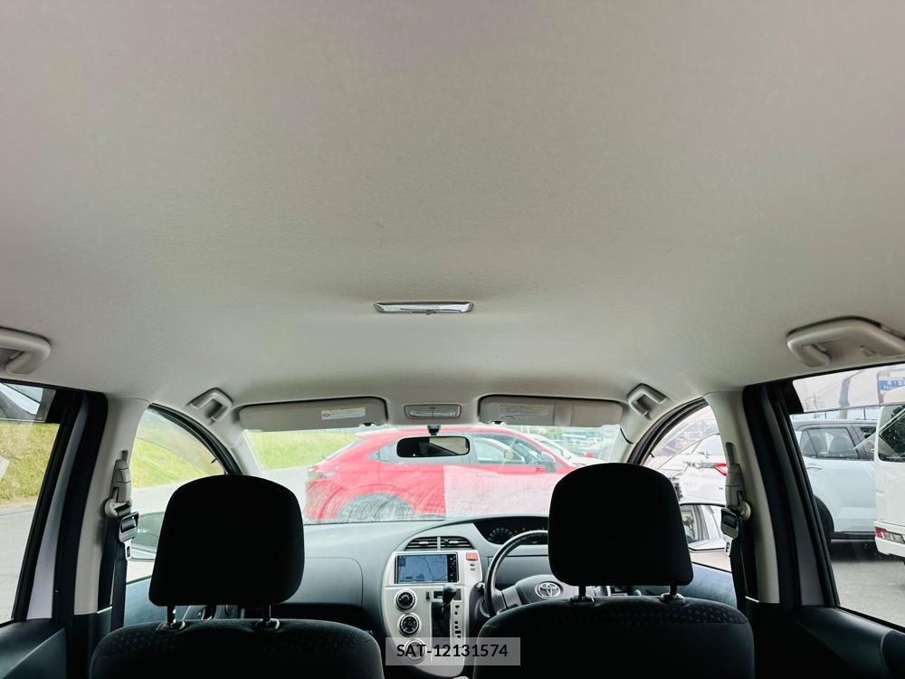 Toyota RACTIS 2009 7116019-24