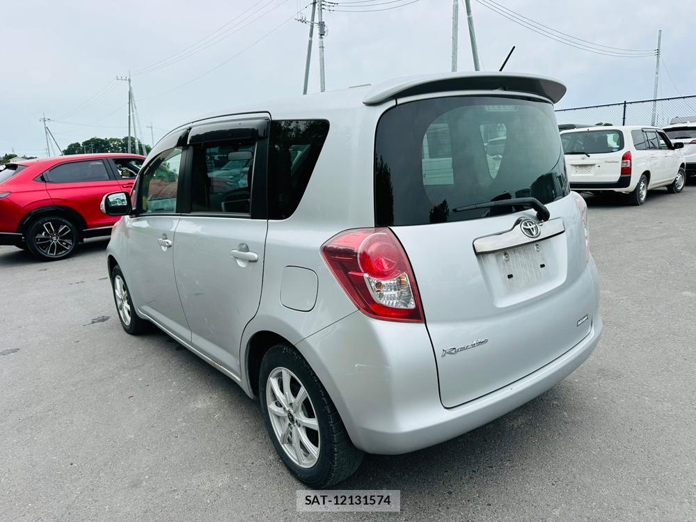 Toyota RACTIS 2009 7116019-2