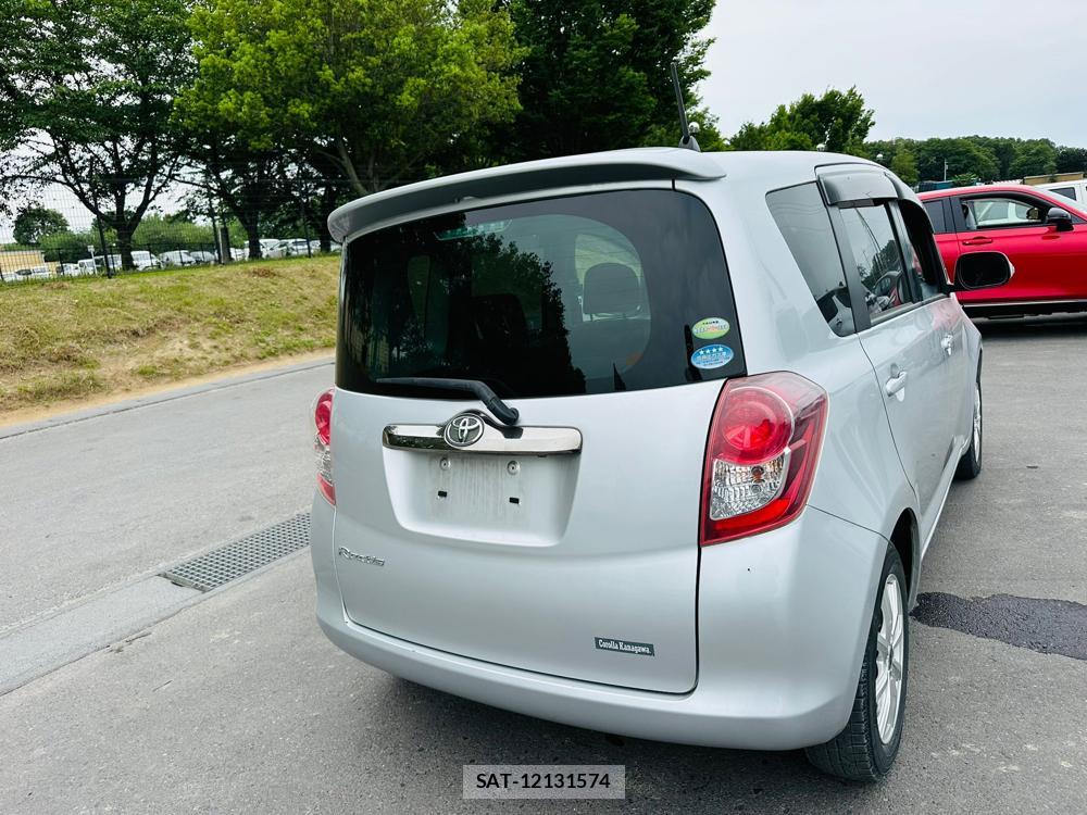 Toyota RACTIS 2009 7116019-4