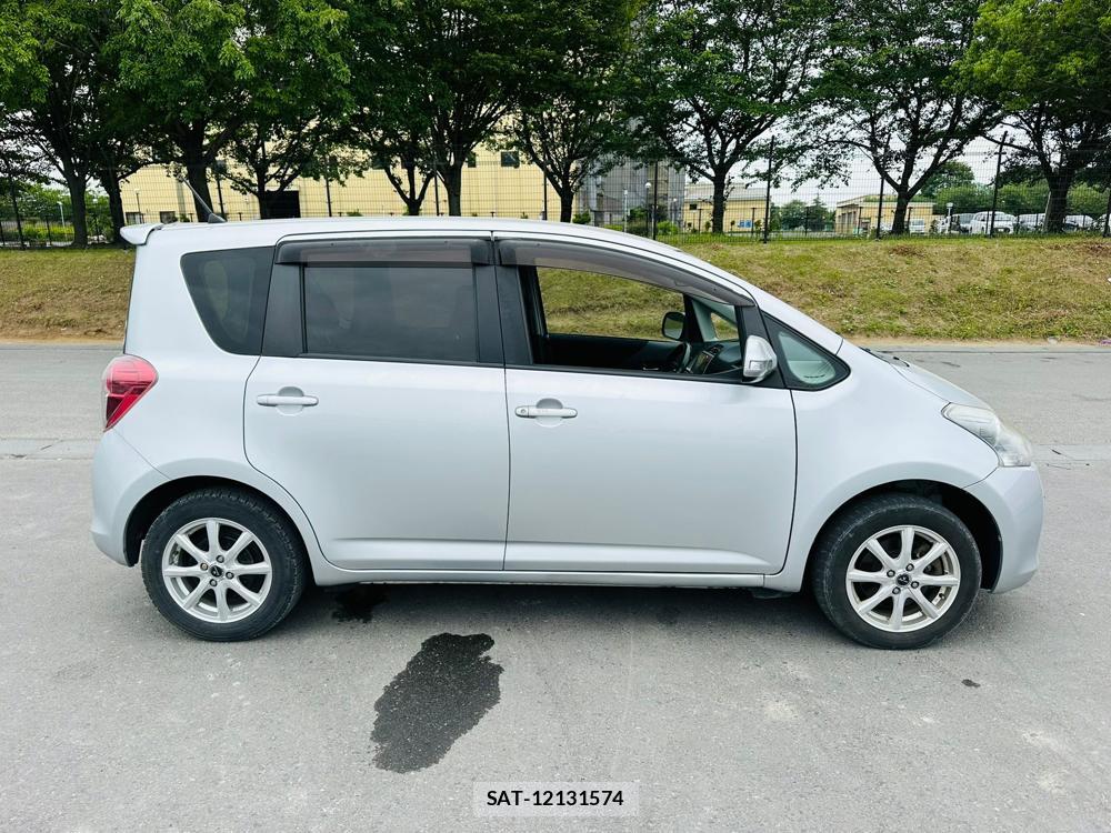 Toyota RACTIS 2009 7116019-5