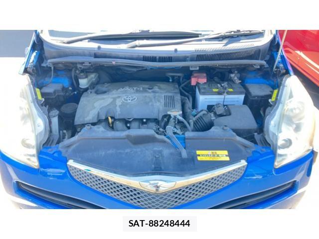 Toyota RACTIS 2008-01 7223965-11