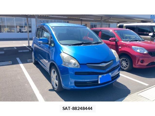 Toyota RACTIS 2008-01 7223965-0