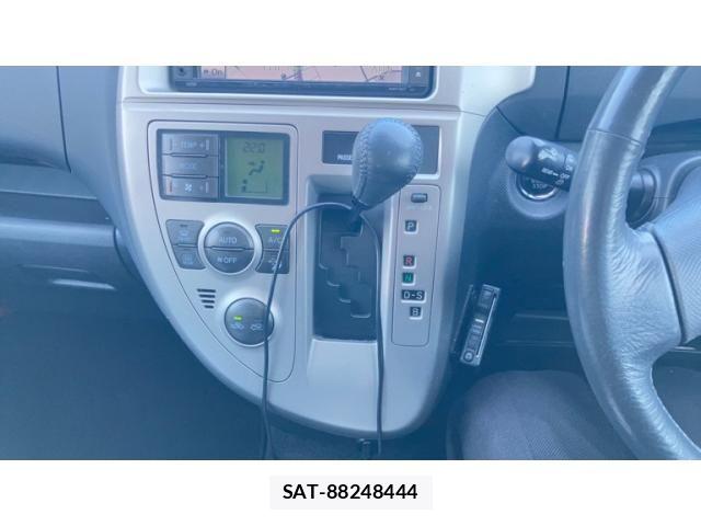 Toyota RACTIS 2008-01 7223965-21
