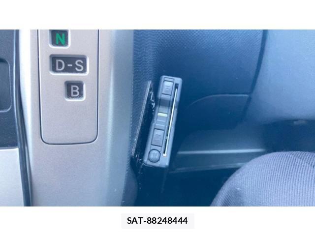 Toyota RACTIS 2008-01 7223965-22