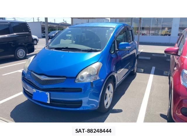 Toyota RACTIS 2008-01 7223965-1