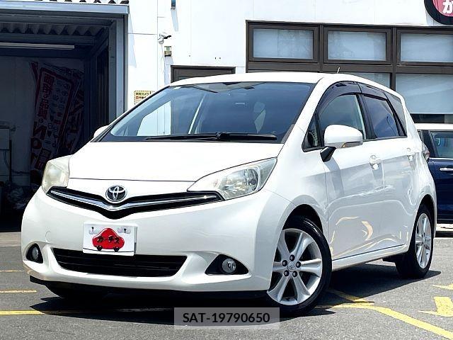 Toyota RACTIS 2011-08 7217924-0