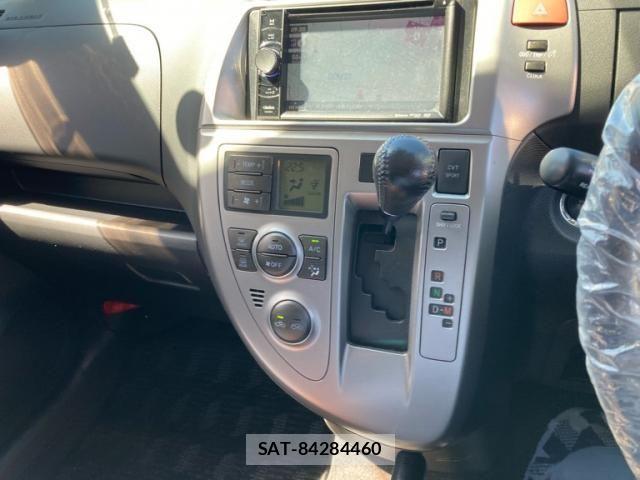 Toyota RACTIS 2007-05 7223960-23