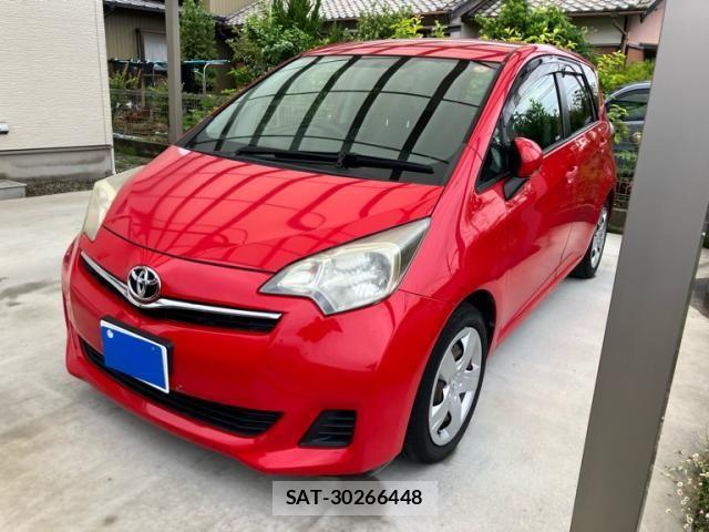 Toyota RACTIS 2011-10 7223968-1