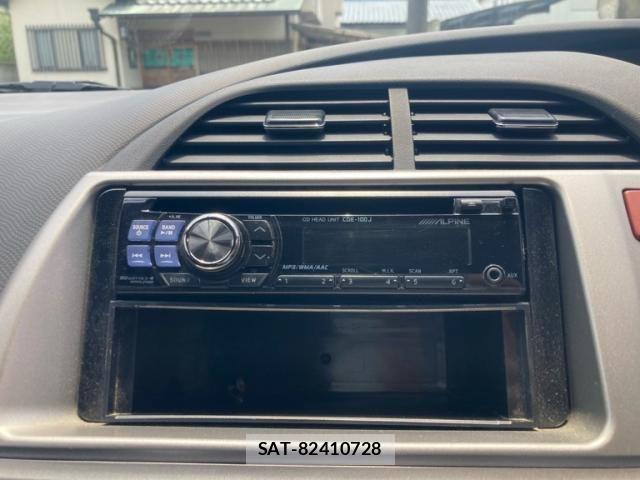 Toyota RACTIS 2010-08 7223966-14