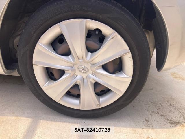 Toyota RACTIS 2010-08 7223966-6