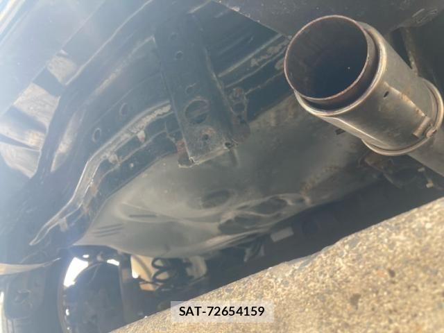 Toyota RACTIS 2011-06 7223967-16