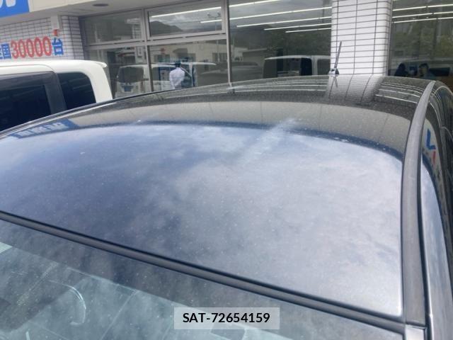 Toyota RACTIS 2011-06 7223967-17