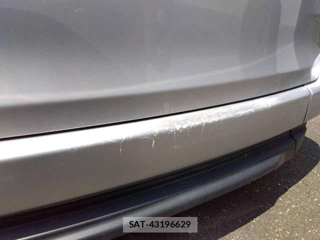 Toyota RACTIS 2013-04 7223971-11