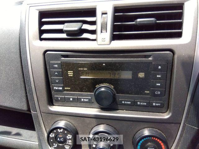 Toyota RACTIS 2013-04 7223971-7