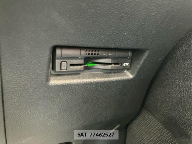 Toyota RACTIS 2014-06 7252026-25