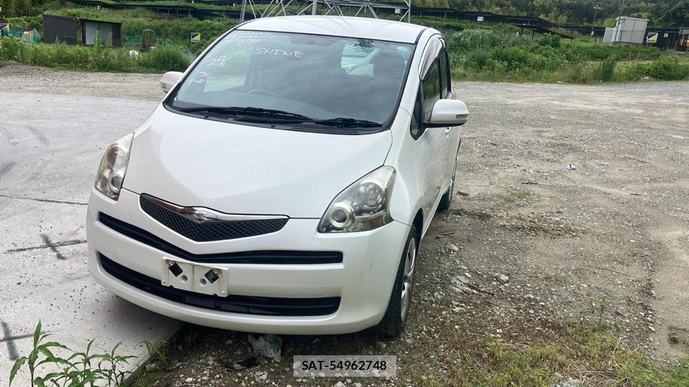 Toyota RACTIS 2009 6804145-0