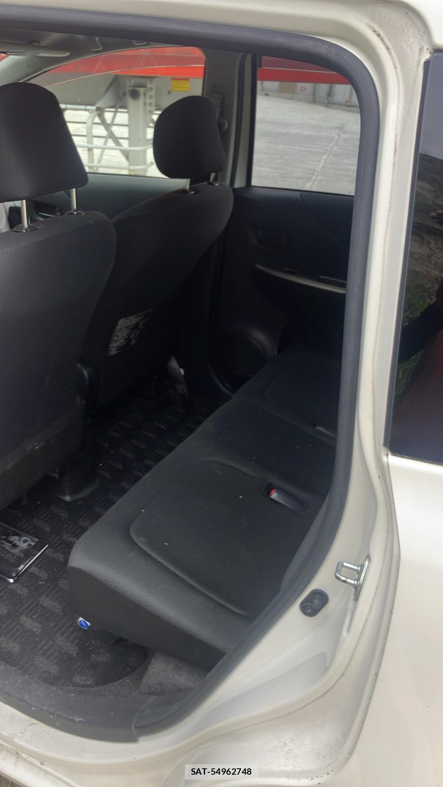 Toyota RACTIS 2009 6804145-9