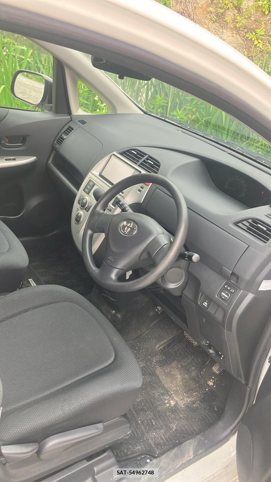 Toyota RACTIS 2009 6804145-11