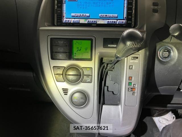 Toyota RACTIS 2007-02 7250653-17