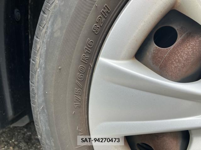 Toyota RACTIS 2010-03 7252030-9