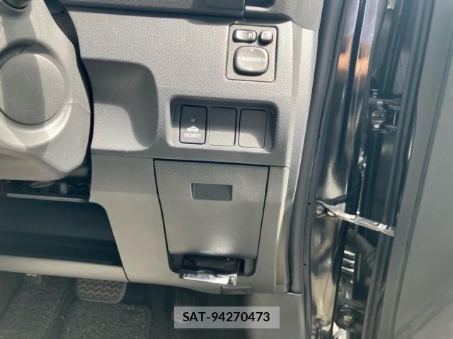 Toyota RACTIS 2010-03 7252030-11