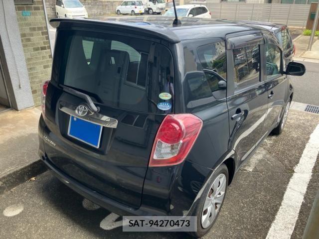 Toyota RACTIS 2010-03 7252030-6