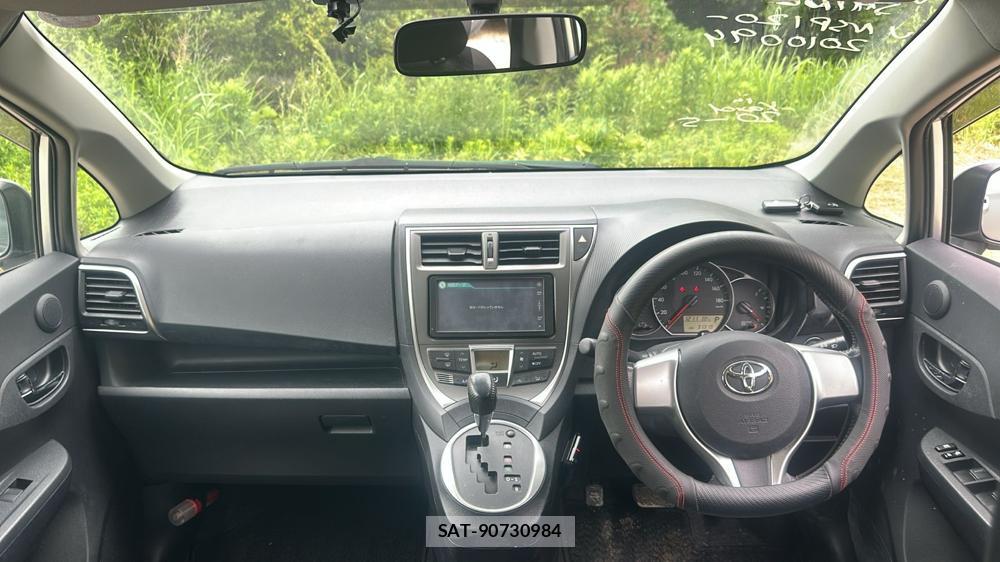 Toyota RACTIS 2011 6848854-12