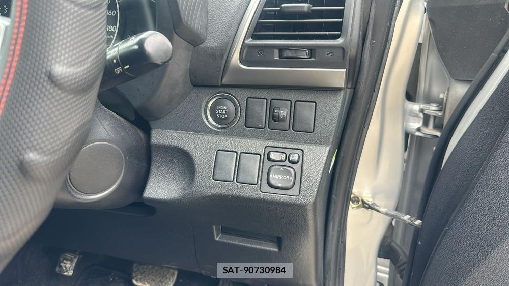 Toyota RACTIS 2011 6848854-15