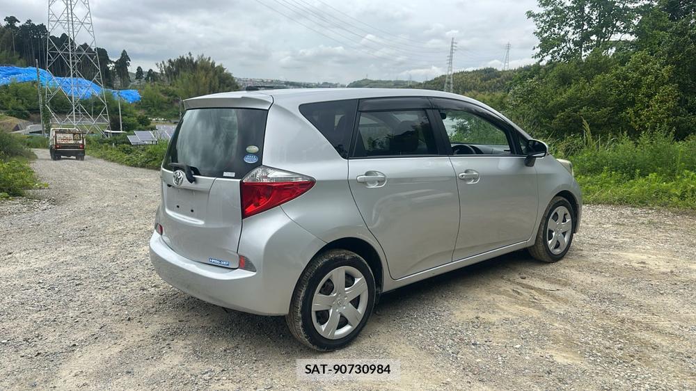 Toyota RACTIS 2011 6848854-4