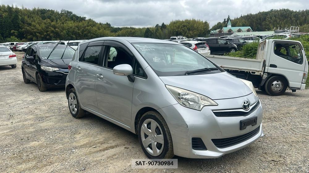 Toyota RACTIS 2011 6848854-6