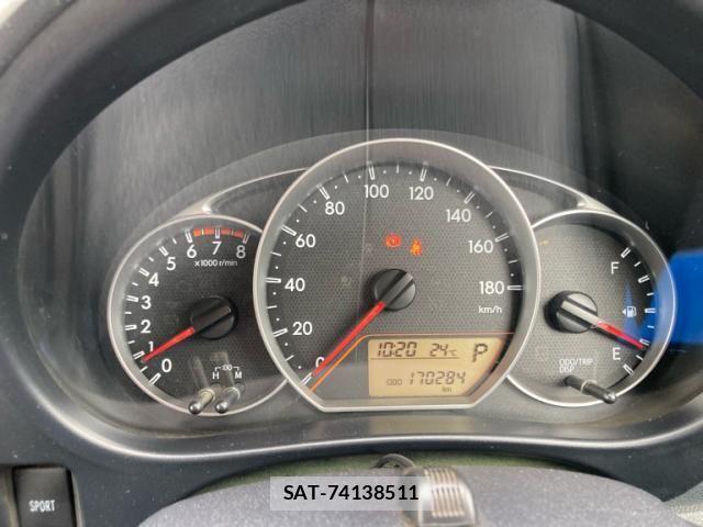Toyota RACTIS 2011-07 7252028-15