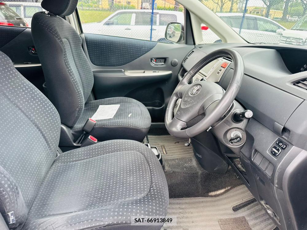 Toyota RACTIS 2009 7180526-11