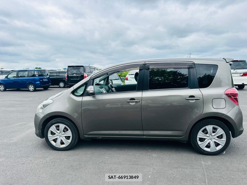 Toyota RACTIS 2009 7180526-1