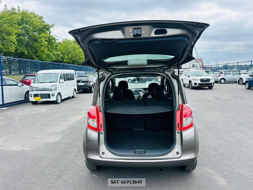Toyota RACTIS 2009 7180526-26