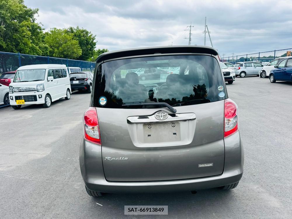 Toyota RACTIS 2009 7180526-3