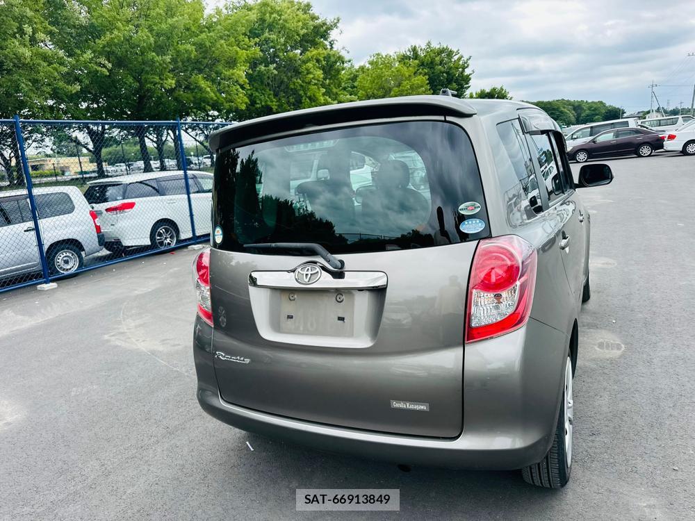 Toyota RACTIS 2009 7180526-4